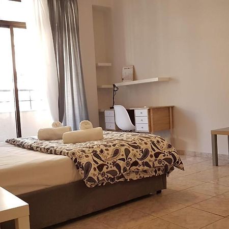 Palette Apartment Champagne - Athens Center, 6 Bd, 3 Bath Atenas Exterior foto