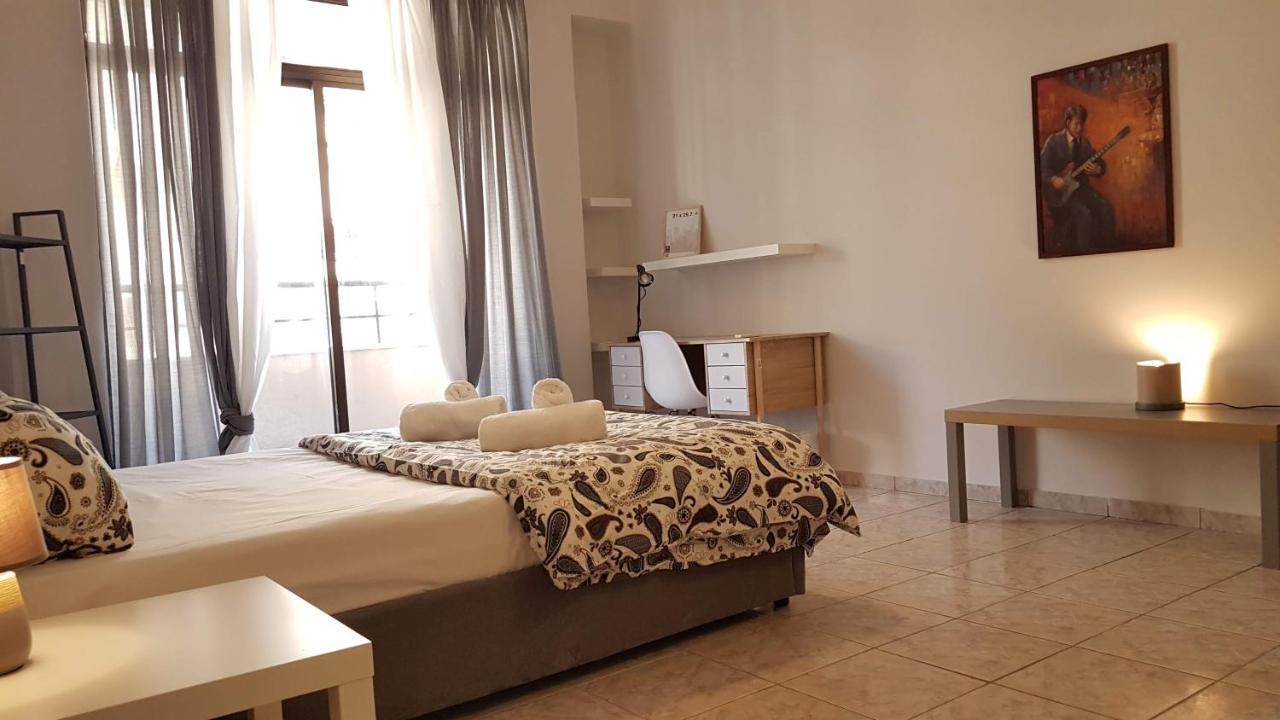 Palette Apartment Champagne - Athens Center, 6 Bd, 3 Bath Atenas Exterior foto