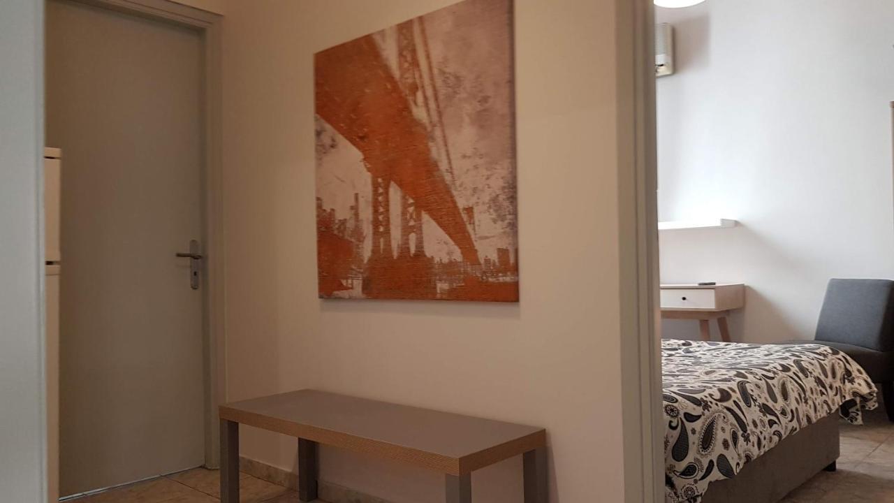 Palette Apartment Champagne - Athens Center, 6 Bd, 3 Bath Atenas Exterior foto