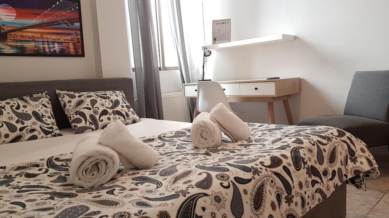 Palette Apartment Champagne - Athens Center, 6 Bd, 3 Bath Atenas Exterior foto