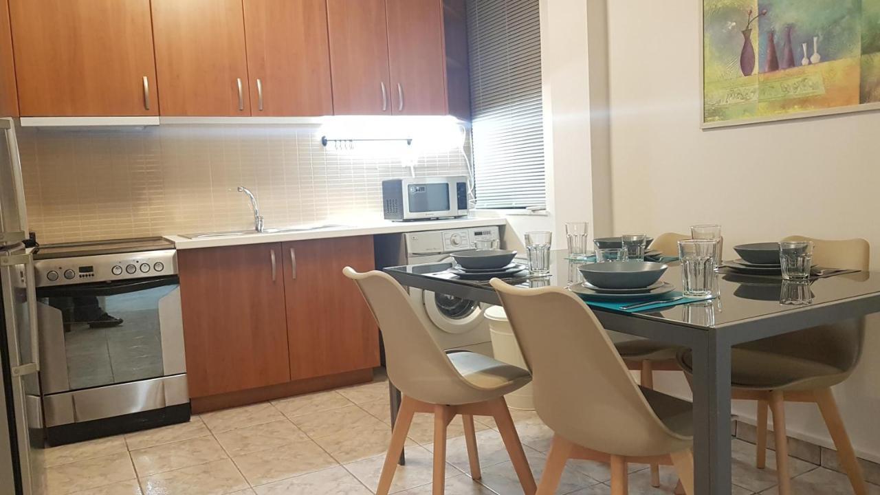 Palette Apartment Champagne - Athens Center, 6 Bd, 3 Bath Atenas Exterior foto