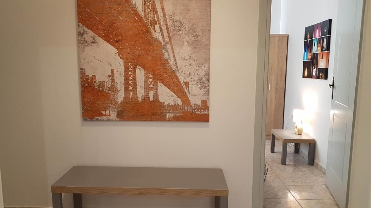 Palette Apartment Champagne - Athens Center, 6 Bd, 3 Bath Atenas Exterior foto